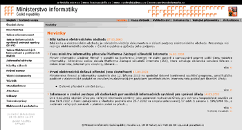 Takto vypadala úvodní stránka webu Ministerstva informatiky 28. března 2003.